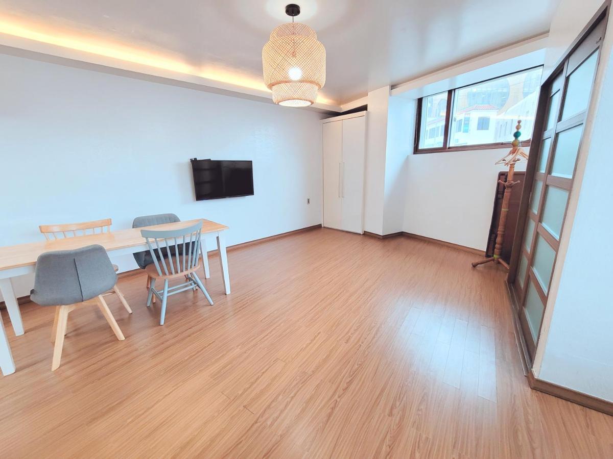 Seogwiporto Villa Екстериор снимка
