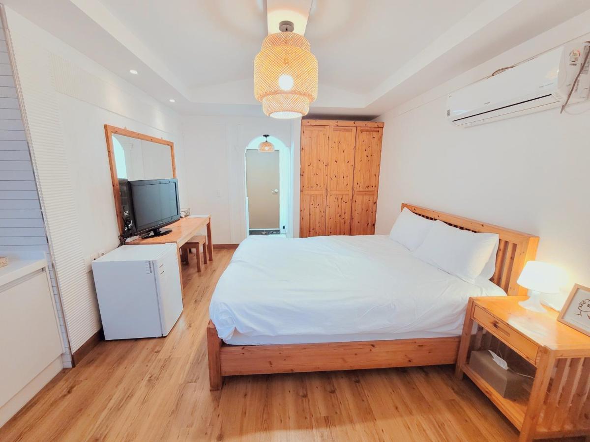 Seogwiporto Villa Екстериор снимка