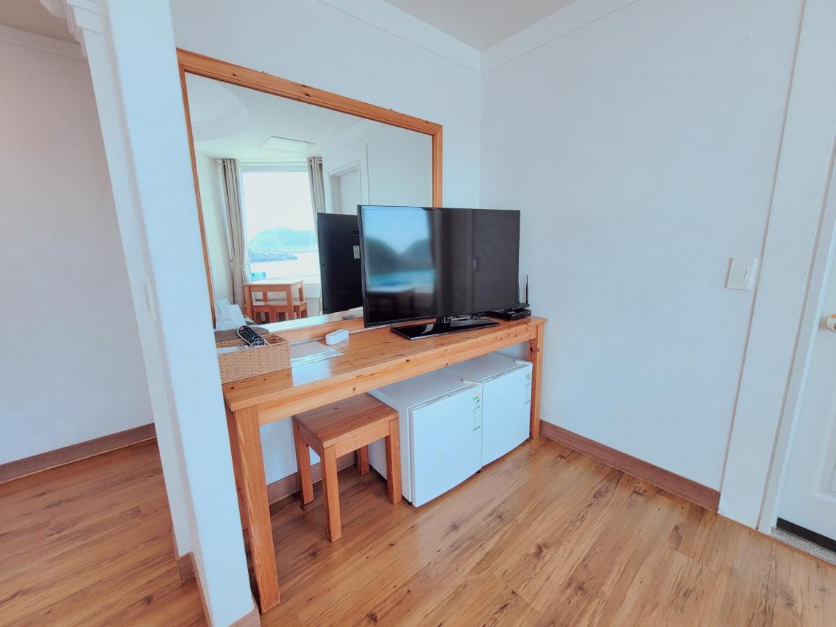 Seogwiporto Villa Екстериор снимка