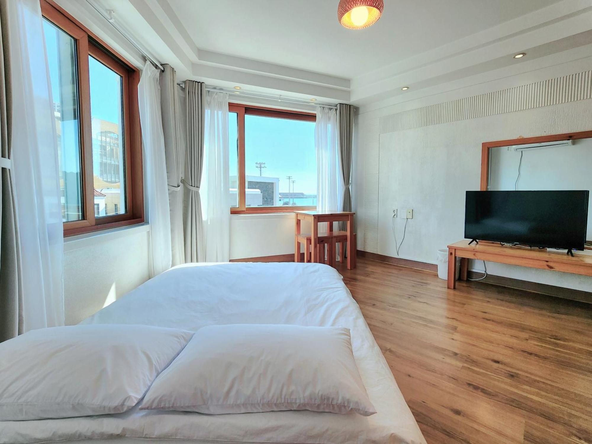 Seogwiporto Villa Екстериор снимка